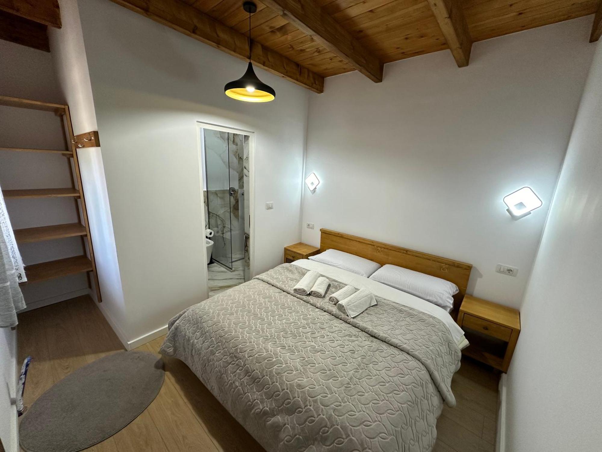 Bujtina Carku Hotel Theth Eksteriør billede