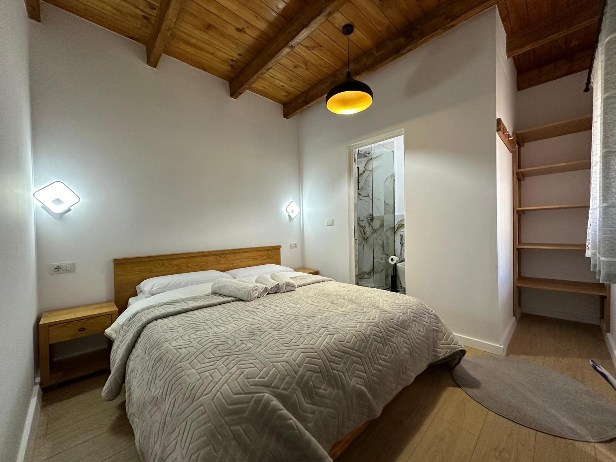 Bujtina Carku Hotel Theth Eksteriør billede